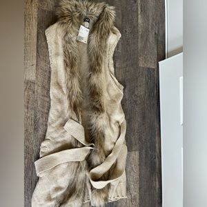 Sweater vest, size M